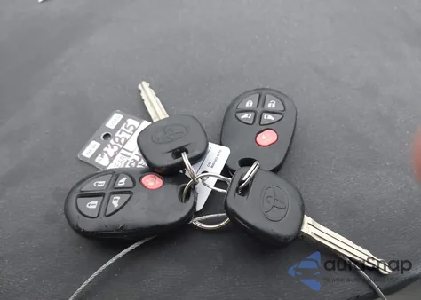 2011 Toyota Sienna Le V6 from USA, damaged, VIN 5TDKK3DC0BS148271